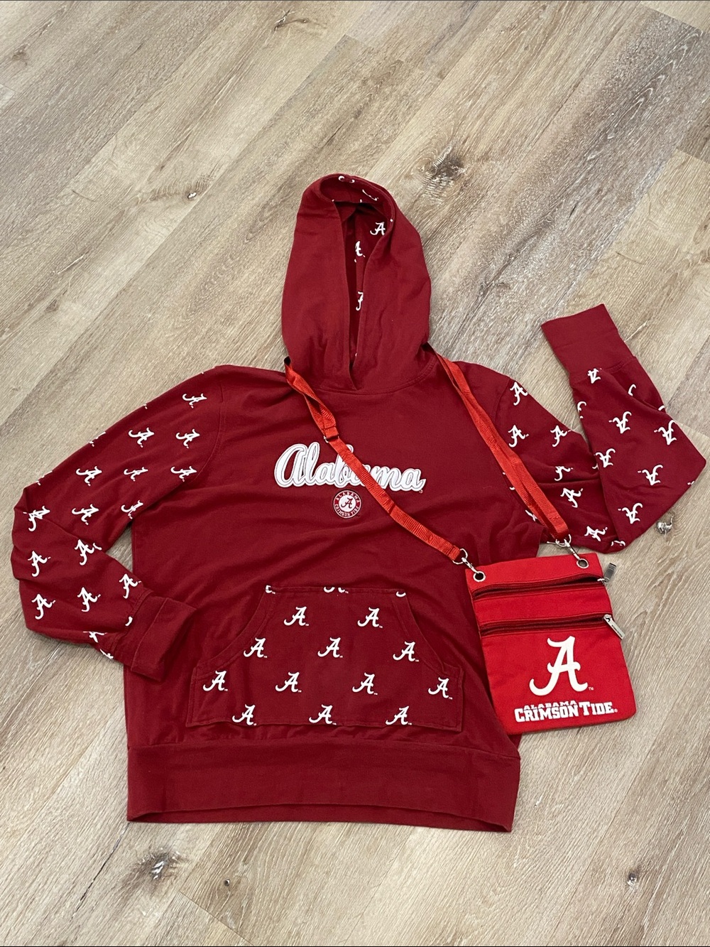 Alabama Crimson Tide Hoodie Unique Rare Vintage Gameday Roll Tide Roll READ 🐘